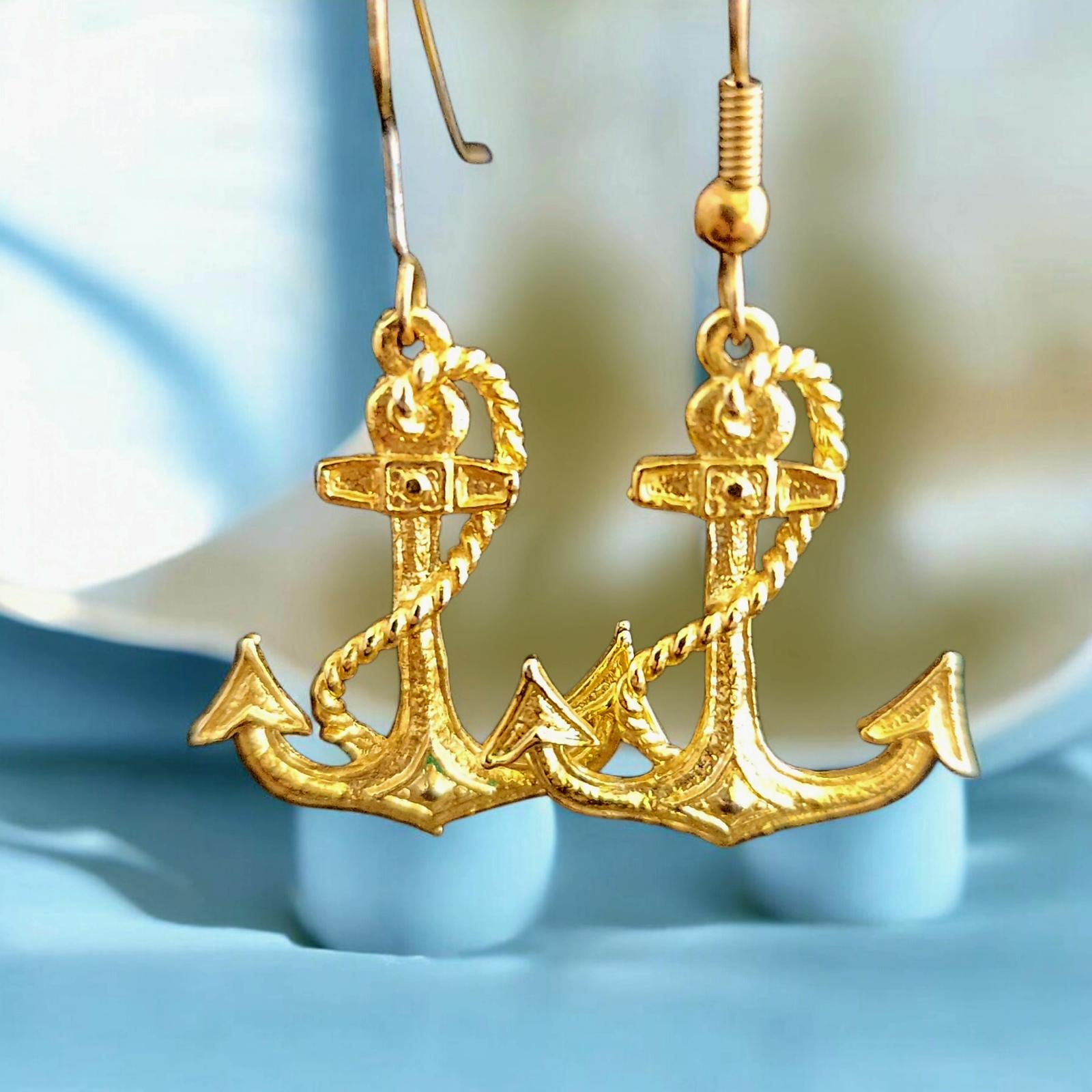 Pretty Anchor Earrings Gold Tone - Ahoy Maty - Dangle