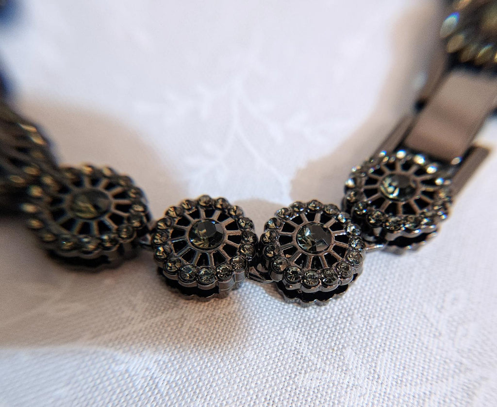Stunning Gunmetal Black Sunflower Bracelet Unisex 8.5in 12 Grams