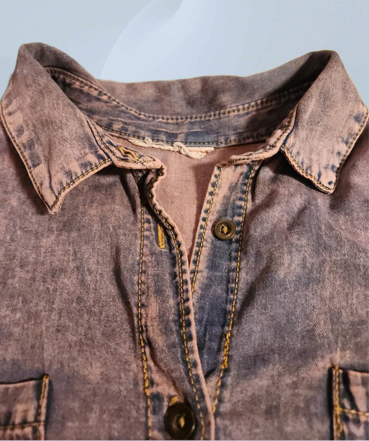 Ladies Acid-Washed Purple-Tone Shirt, Casual, Button Down M