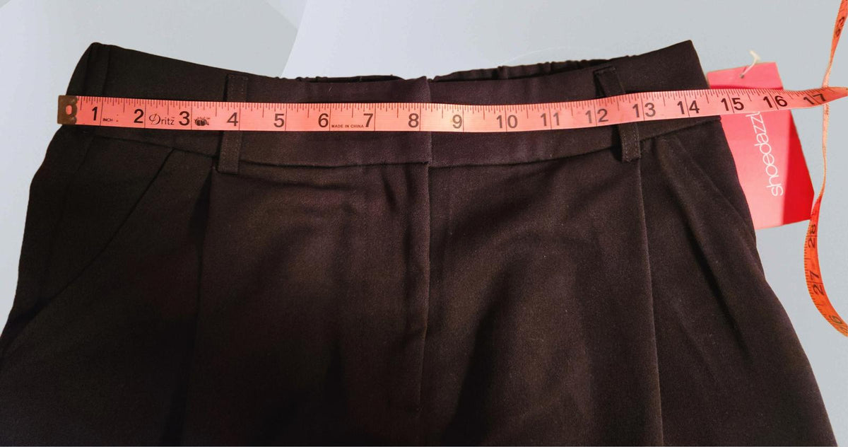 Luxurious Lady's Palazzo Pants, Cargo Pockets, Black Size M, NWT