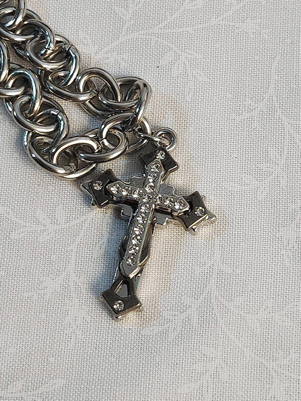 Awesome Cross Necklace Fashion Gothic Style Unisex 20 in.