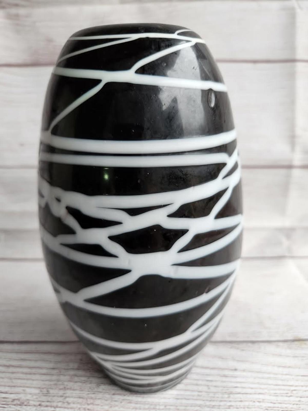 Super Fun Contemporary Vase Black and White