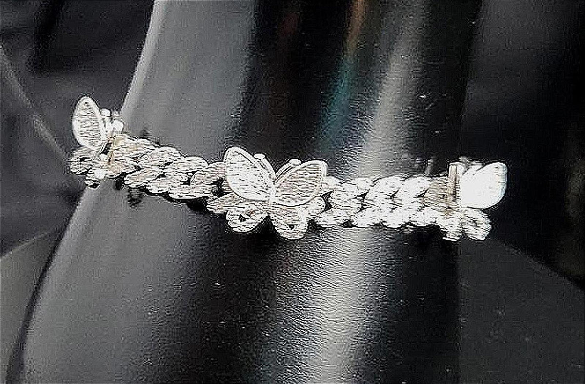 Wonderful CZ Butterfly, Cuban-Link Bracelet, Silver Plated 7in. Ladies Hip Hop