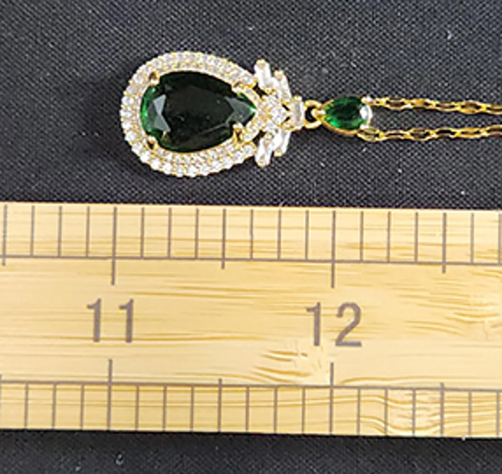 Gorgeous Emerald Crystal Necklace, Fashion, Pendant, 16 in.