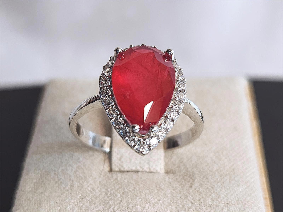 Fabulous Sterling & Red/Clear CZs Teardrop/Pear Ladies Size 6