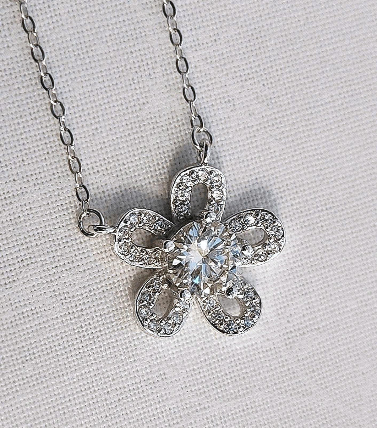 Gorgeous 1 Carat Moissanite & Sterling Flower Necklace - Ladies - 16 inches