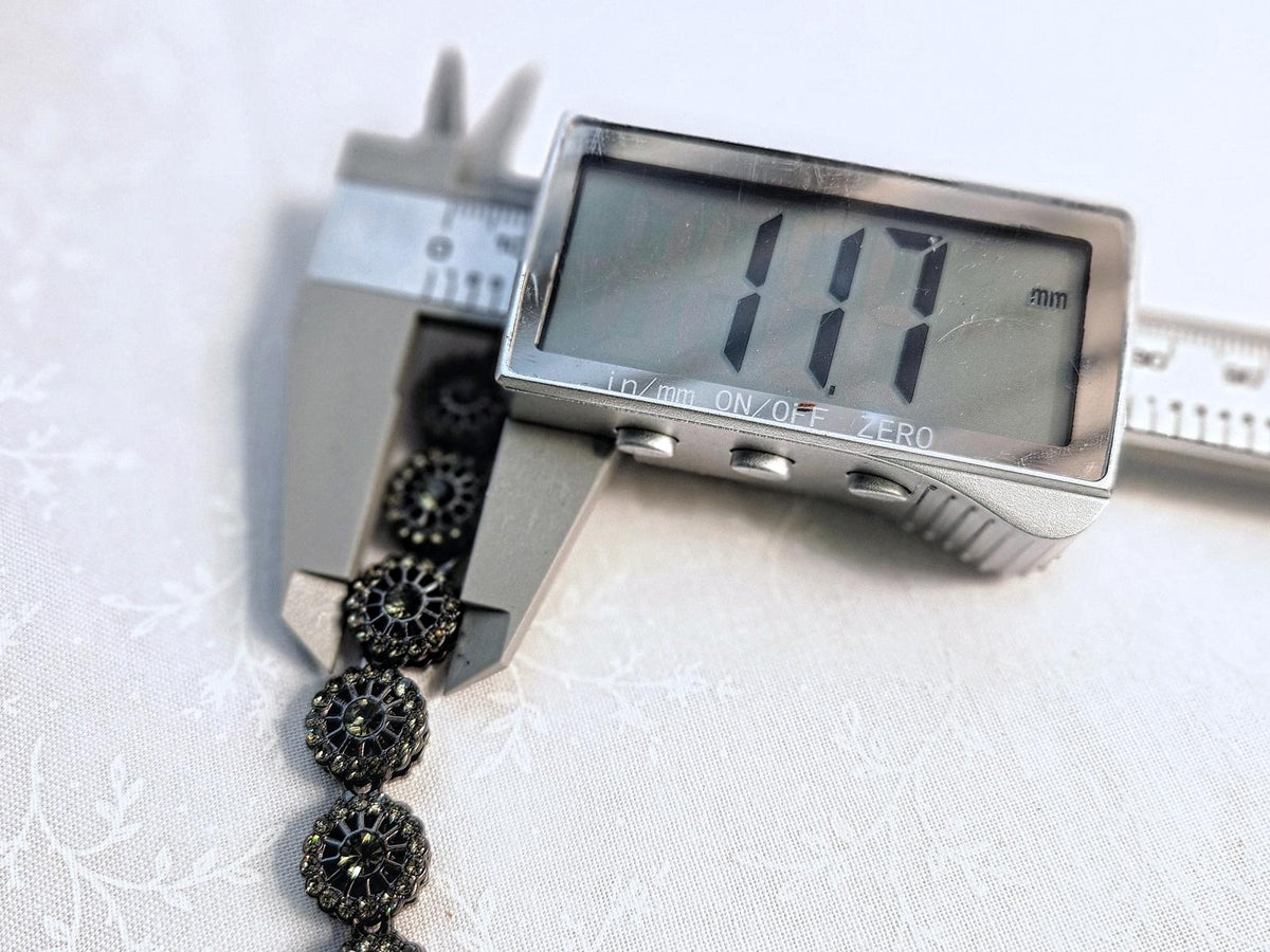 Stunning Gunmetal Black Sunflower Bracelet Unisex 8.5in 12 Grams