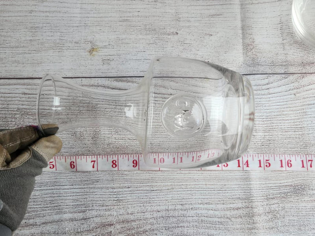 Pair of Lovely Clear Wine/Vino Glass Decanters Carafe Clear Glass with Emblem