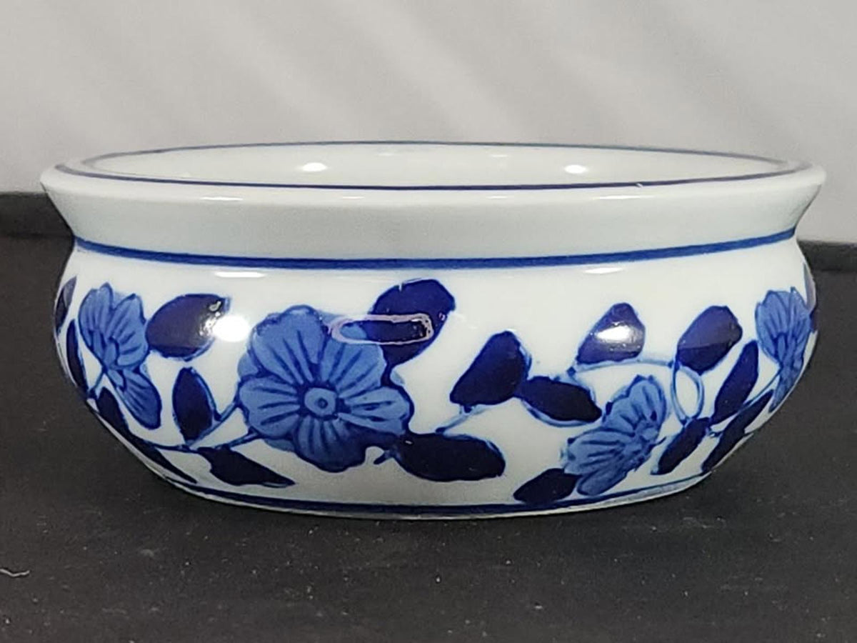 Gorgeous Vintage Chinoiserie Blue & White Catchall Bowl