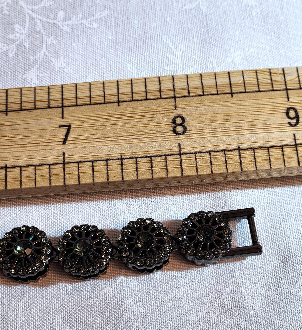 Stunning Gunmetal Black Sunflower Bracelet Unisex 8.5in 12 Grams