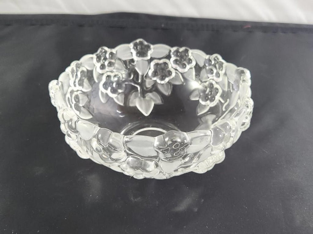 Vintage Mikasa Walther Glas Carmen Crystal Bowl Frosted Floral