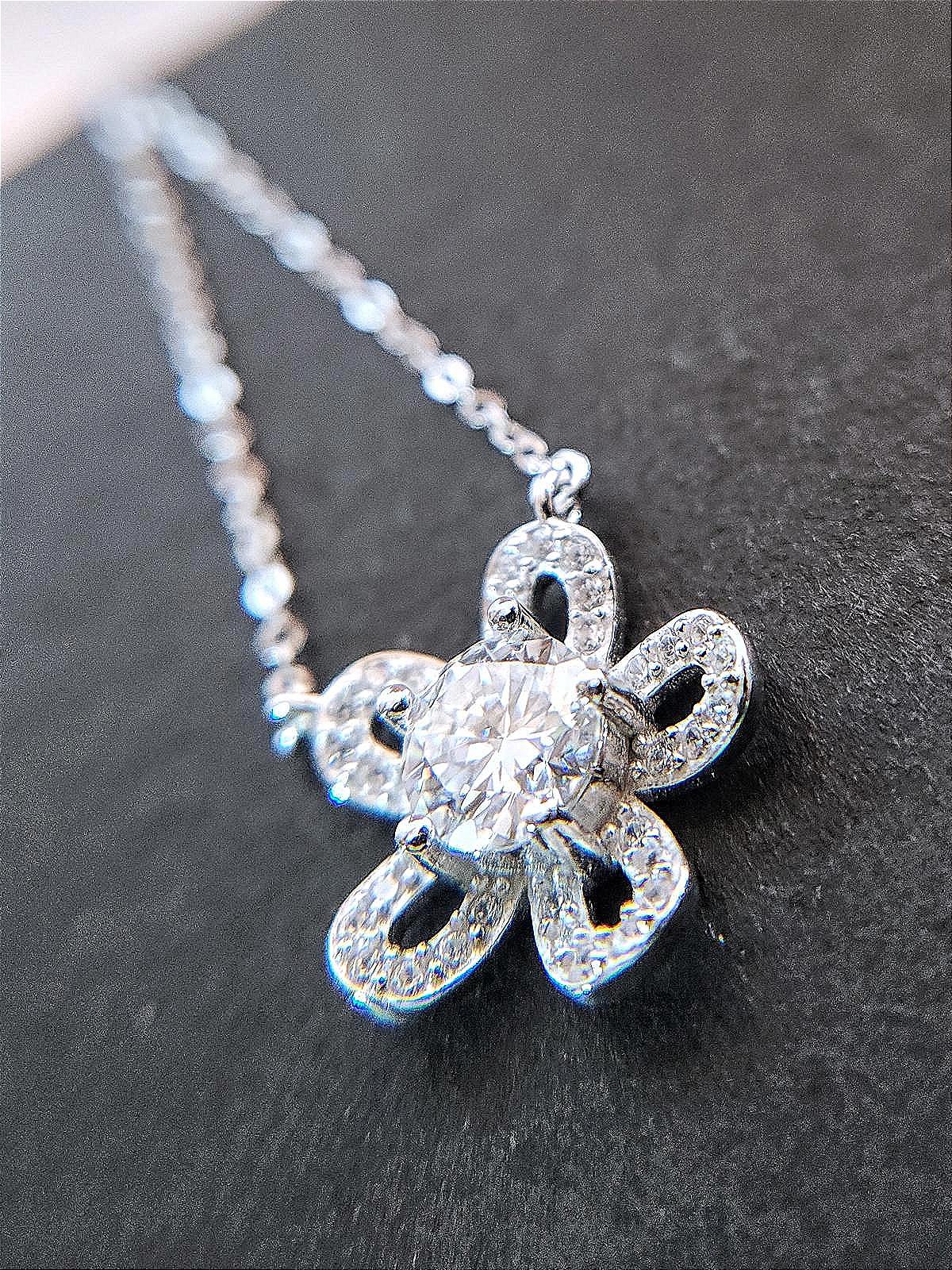 Gorgeous 1 Carat Moissanite & Sterling Flower Necklace - Ladies - 16 inches