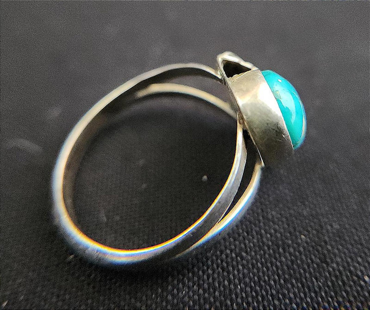 Beautiful Vintage Turquoise Ingot Ring Sz. 7.5, Sterling
