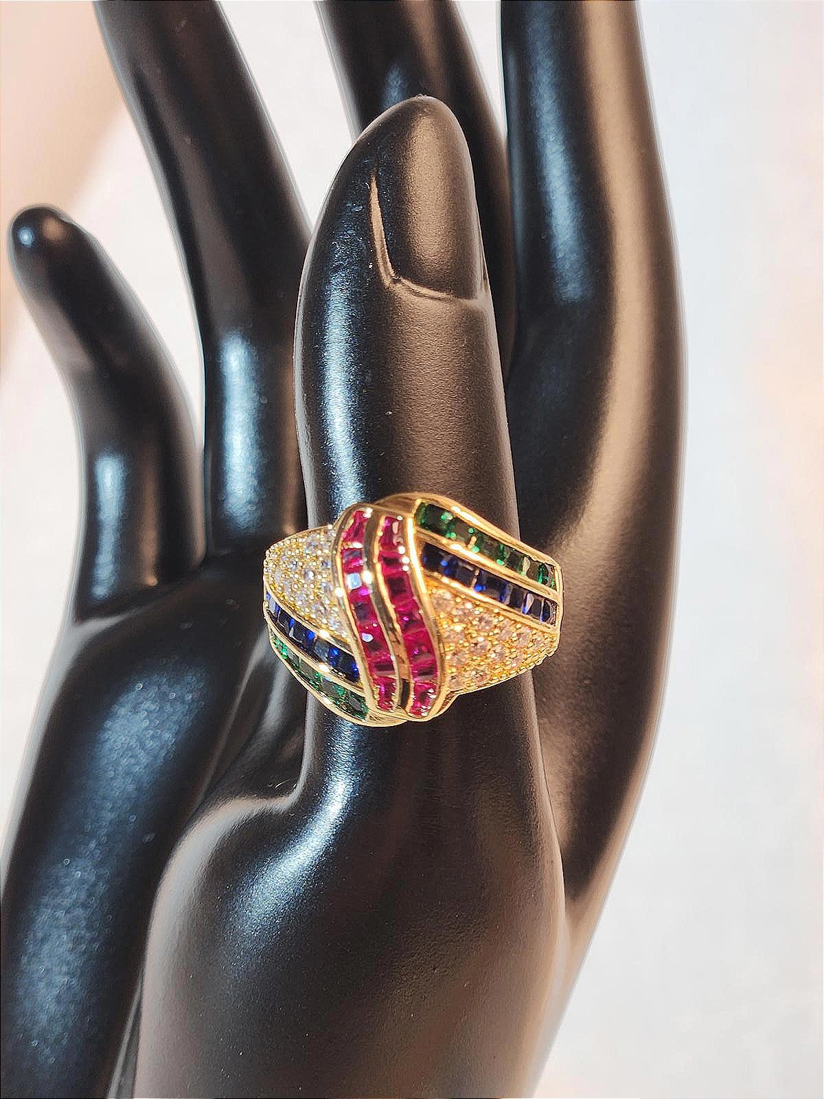 Gorgeous & Modern CZ Ring Ladies, Multicolor, Gold Tone, Roostertail Size 7
