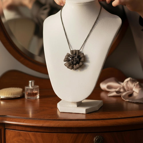 Awesome Liz Claiborne Black Floral Rhinestone Necklace